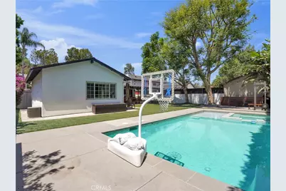 22263 Avenue San Luis, Woodland Hills, CA 91364 - Photo 39