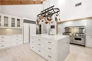 24232 Long Valley Rd, Hidden Hills, CA 91302 - Photo 9
