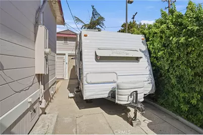 293 Jordan, Ventura, CA 93001 - Photo 35
