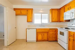 1925 Royalty and Bobolink Dr, Pomona, CA 91767 - Photo 11