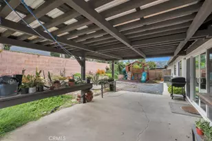 2162 Emmett, Simi Valley, CA 93063 - Photo 41