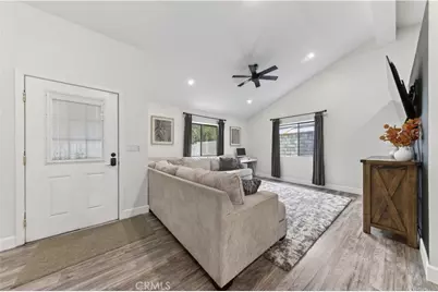 30611 Arlington, Castaic, CA 91384 - Photo 9