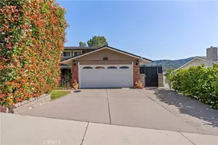23810 Fambrough, Newhall, CA 91321 - Photo 5