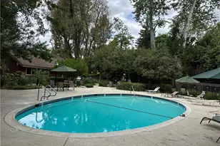 7101 Farralone Ave, Canoga Park, CA 91303 - Photo 23