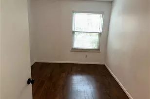 7101 Farralone Ave, Canoga Park, CA 91303 - Photo 11