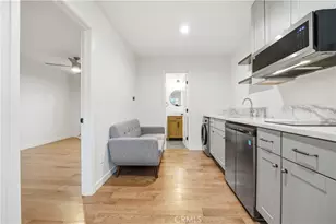 22121 Ave Morelos, Woodland Hills, CA 91364 - Photo 31