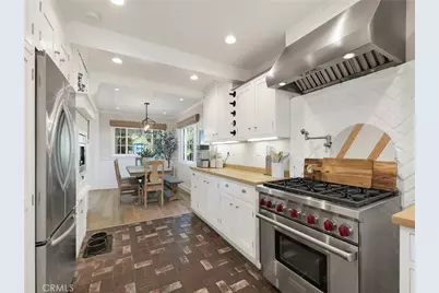 23271 Sylvan, Woodland Hills, CA 91367 - Photo 11