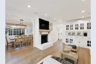 23271 Sylvan, Woodland Hills, CA 91367 - Photo 5