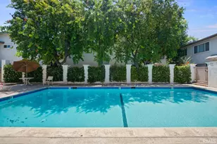 18619 Collins, Tarzana, CA 91356 - Photo 29