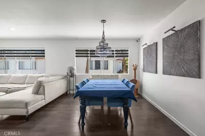 18619 Collins #F30, Tarzana, CA 91356 - Photo 9