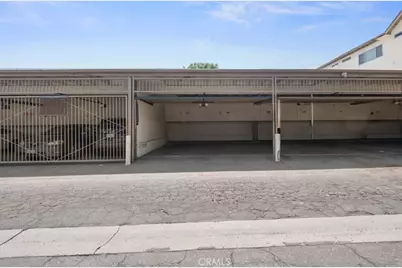 18619 Collins #F30, Tarzana, CA 91356 - Photo 35