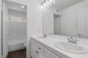 19636 Alyssa Dr, Newhall, CA 91321 - Photo 17