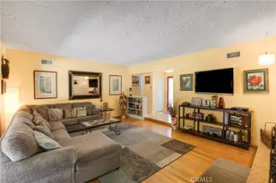 23939 Califa St, Woodland Hills, CA 91367 - Photo 11