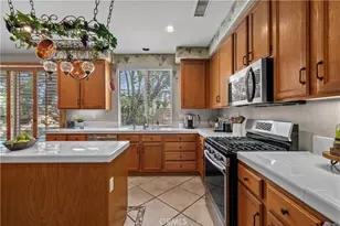 20206 Soladera Way, Canyon Country, CA 91351 - Photo 15