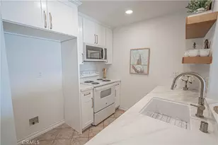 228 E Surfside Dr, Port Hueneme, CA 93041 - Photo 9