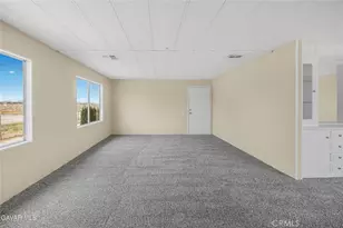 2489 55th St W, Rosamond, CA 93560 - Photo 5