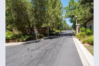 24608 Garland Drive, Valencia, CA 91355 - Photo 65