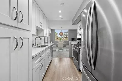 4501 Cedros Avenue #239, Sherman Oaks, CA 91403 - Photo 7