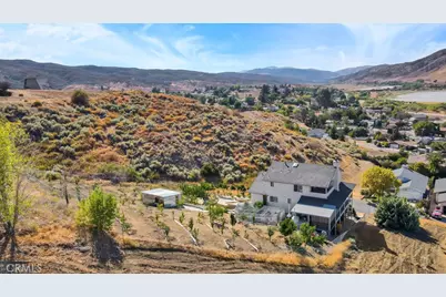 42804 Barnstead Drive, Lake Hughes, CA 93532 - Photo 47