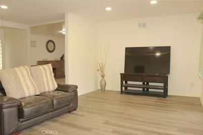 20124 Citronia, Chatsworth, CA 91311 - Photo 3
