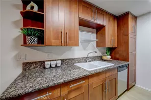 11138 Aqua Vista Street, Studio City, CA 91602 - Photo 9