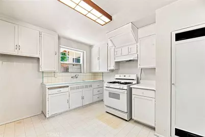 15752 Mayall, North Hills, CA 91343 - Photo 13
