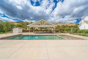9248 Hierba, Agua Dulce, CA 91390 - Photo 55