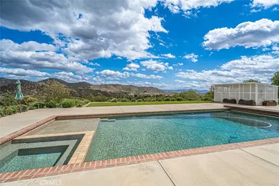 9248 Hierba, Agua Dulce, CA 91390 - Photo 57