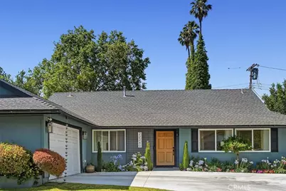 22240 Hart, Canoga Park, CA 91303 - Photo 3