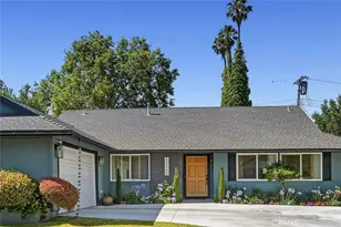 22240 Hart, Canoga Park, CA 91303 - Photo 3
