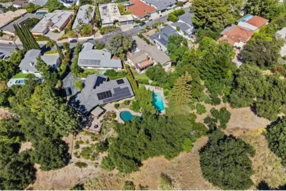 3369 Alginet Drive, Encino, CA 91436 - Photo 43