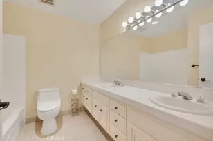 32124 Beachlake Ln, Westlake Village, CA 91361 - Photo 31