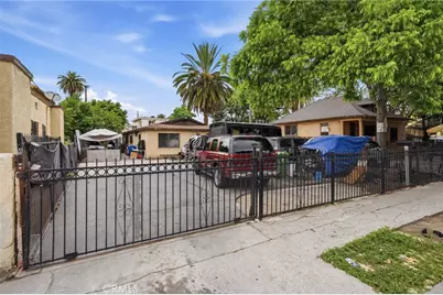 1139 E 42nd, Los Angeles, CA 90011 - Photo 1