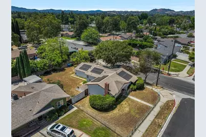 22154 Burton, Canoga Park, CA 91304 - Photo 33