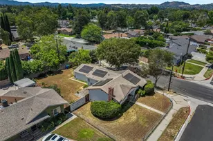 22154 Burton, Canoga Park, CA 91304 - Photo 33