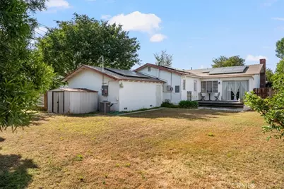 22154 Burton, Canoga Park, CA 91304 - Photo 23