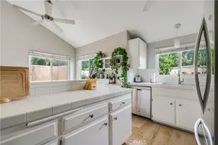 6300 Shoup Ave, Woodland Hills, CA 91367 - Photo 7