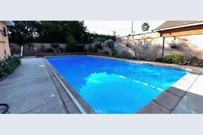 7517 N Ontario Street, Los Angeles, CA 91504 - Photo 17