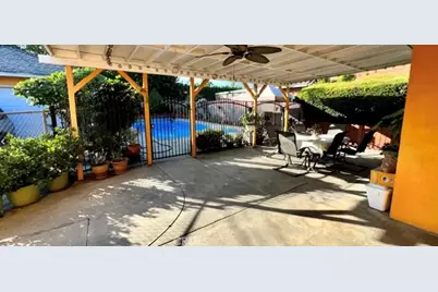 7517 N Ontario Street, Los Angeles, CA 91504 - Photo 15