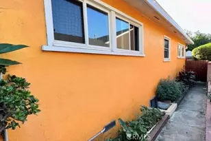 7517 N Ontario St, Los Angeles, CA 91504 - Photo 3