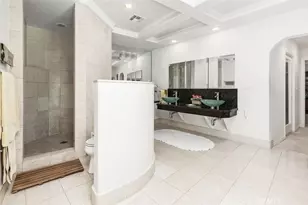 16903 Oak View Dr, Encino, CA 91436 - Photo 27