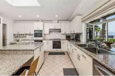 16903 Oak View Drive, Encino, CA 91436 - Photo 5