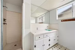 19607 Bryant, Northridge, CA 91324 - Photo 23