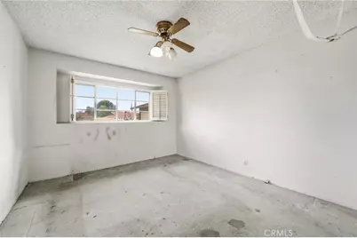19607 Bryant, Northridge, CA 91324 - Photo 17