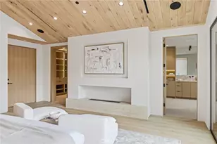 4447 Matilija, Sherman Oaks, CA 91423 - Photo 37