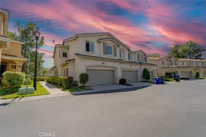25409 Holly Beach Drive, Saugus, CA 91350 - Photo 3