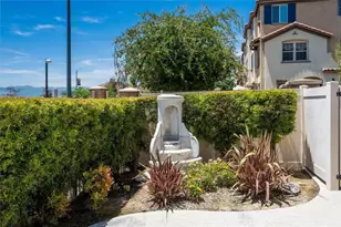 22138 Barrington Way, Saugus, CA 91350 - Photo 33