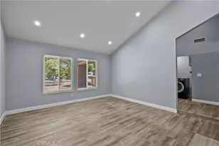 15559 Sorbonne, Sylmar, CA 91342 - Photo 9