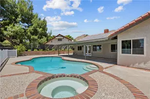15559 Sorbonne, Sylmar, CA 91342 - Photo 39