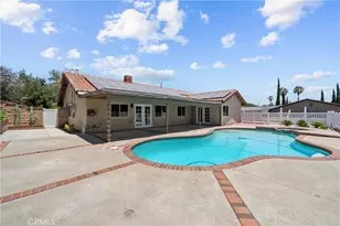 15559 Sorbonne, Sylmar, CA 91342 - Photo 37